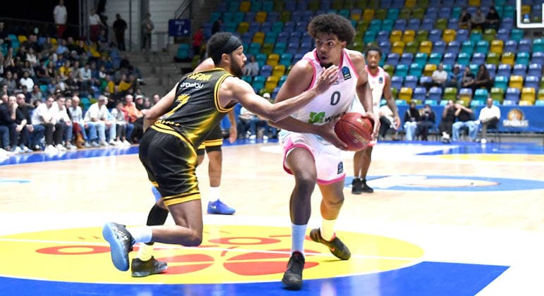 October 6, 2026, xokbx, Basketball BKT Europe Cup, Skyliners Frankfurt vs. Siauliai Basketball, Selim Fofana (Siauliai Basketball), Jamie Edoka (Fraport Skyliners Frankfurt), Head-to-Head, Frankfurt Showdown