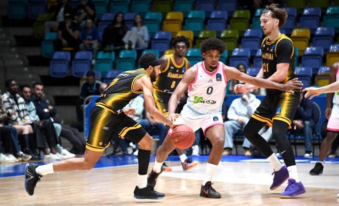 October 6, 2026, xokbx, Basketball BKT Europe Cup, Skyliners Frankfurt vs. Siauliai Basketball, Selim Fofana (Siauliai Basketball), Jamie Edoka (Fraport Skyliners Frankfurt), head-to-head matchup, Frankfurt showdown