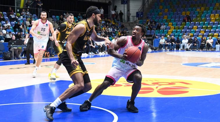 October 6, 2026, xokbx, Basketball BKT Europe Cup, Skyliners Frankfurt vs. Siauliai Basketball, Isaiah Swope (Fraport Skyliners Frankfurt), Selim Fofana (Siauliai Basketball), Head-to-Head, Frankfurt Showdown