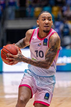 FRANKFURT AM MAIN, GERMANY - OCTOBER 6: Judah Mintz (Skyliners Frankfurt, 10) during the BKT EuroCup 2026 27, match between Frankfurt Skyliners vs. BC Siauliai at Suewag Energie Arena on October 6, 2026 in Frankfurt am Main, Germany. Hessen Germany Copyright: xBEAUTIFULxSPORTS Freudensteinx