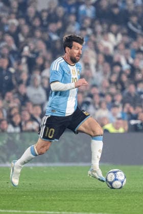 BUENOS AIRES, ARGENTINA - OCTOBER 06: Lionel Messi of Argentina runs with the ball during the International Friendly, Länderspiel, Nationalmannschaft football match between Argentina and Benin at Estadio Monumental Antonio V. Liberti on October 06, 2026 in Buenos Aires, Argentina. (Photo by Richard Callis Sports Press Photo) Copyright: xRichardxCallis SportsxPressxPhotox Sportspressphoto_SPR247814