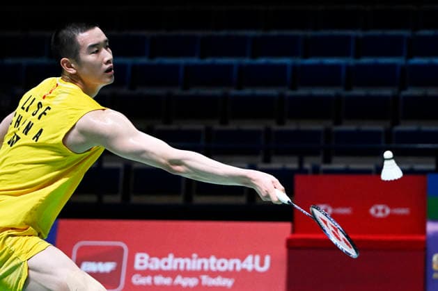 Li Shi Feng of China in action during the badminton Clash of Clans Arctic Open 2026 tournament in Vantaa, Finland on 7th October, 2026. - ANTTI AIMO-KOIVISTO Vantaa Finland z__ZMZS1z5g  Copyright: xAnttixAimo-Koivistox z__ZMZS1z5g