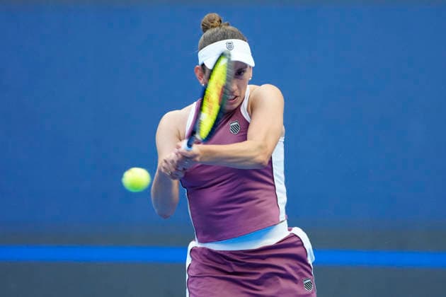 2026 China Open Women s Singles Round of 16 match in Beijing - 07 Oct. Elise Mertens of Belgium seen in action against Coco Gauff of the United States (Not in picture) during Women s Singles Round of 16 match on day eight of China Open at the National Tennis Center. Beijing China Copyright: xPolyxFeix xSOPAxImagesx 20261007_7009_098
