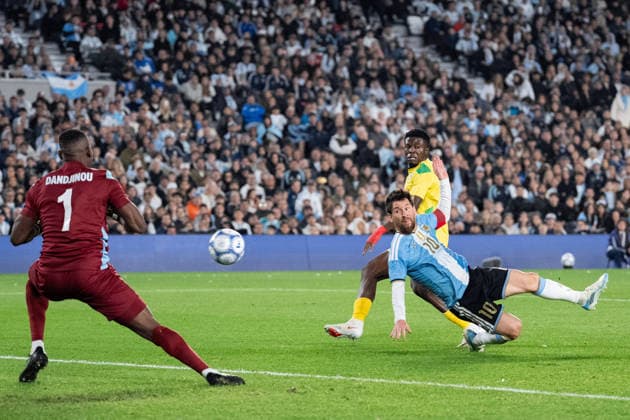 BUENOS AIRES, ARGENTINA - OCTOBER 6: Lionel Messi of Argentina shoots at goal during the International Friendly, Länderspiel, Nationalmannschaft football match between Argentina and Benin, at the Estadio Monumental Antonio V. Liberti, on October 6, 2026, in Buenos Aires, Argentina. Richard Callis Fotoarena (Richard Callis SPP) Copyright: xRichardxCallisx xSPPx spp-en-RiCa-3026252