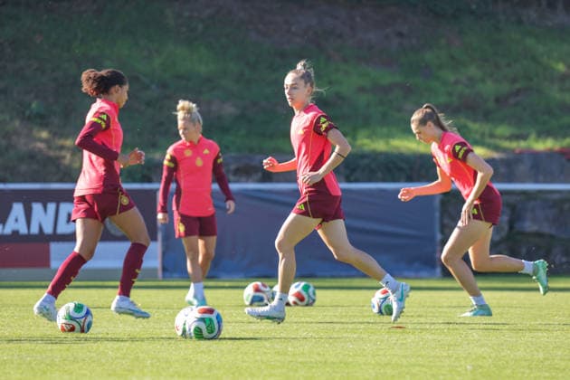 October 7, 2026, xgrfx, DFB Soccer Media Events, German Women s National Team Training, from left: Sophia Kleinherne, German Women s National Team, Eppelheim
