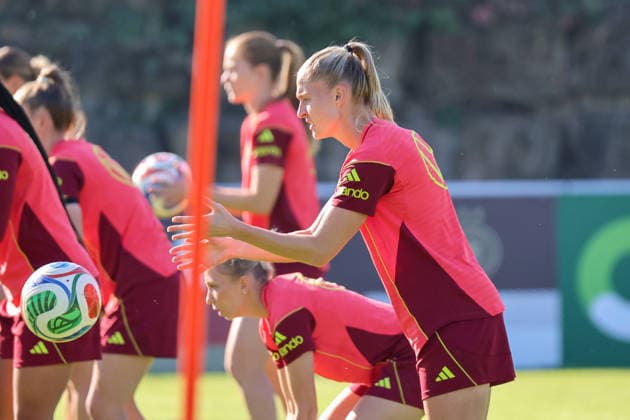 Eppelheim, Germany, October 7, 2026 German Women s National Soccer Team Training Friendly Match: Germany vs. Australia Pictured: Janina Minge, Germany Copyright: HMBxMedia MadeleinexFantini