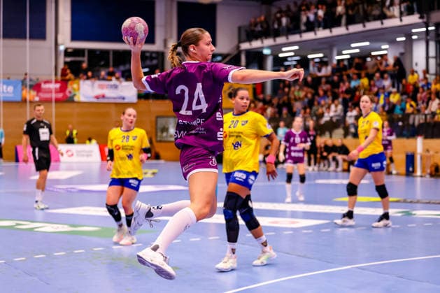 Marie Stumpf of TusSies Metzingen, No. 24, throws the ball; GER, HC Leipzig vs. TusSies Metzingen, Handball, ALSCO Women s Handball Bundesliga, Matchday 5, 2026–2027 season, October 7, 2026, GER, HC Leipzig vs. TusSies Metzingen, Handball, ALSCO Women’s Handball Bundesliga, Matchday 5, 2026–2027 season, October 7, 2026, Markranstädt Copyright: xEibner-Pressefoto LauraxRoemerx EP_LRR