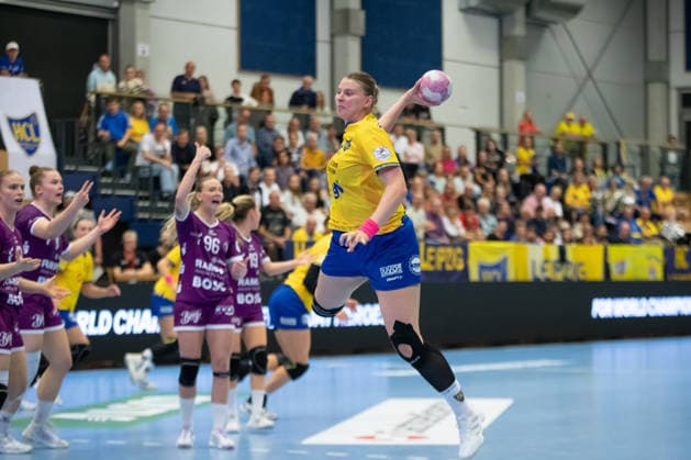 Handball, Alsco HBF1: HC Leipzig vs. TuS Metzingen, October 7, 2026; Jasmin Eckart 18; HC Leipzig gets a clear shot. Alsco Women s Handball Bundesliga HBF1, 2026–2027 season, Matchday 5: HC Leipzig vs. TuS Metzingen on October 7, 2026, at the Markranstädt Sports Center Copyright: xBEAUTIFULxSPORTS JanxKaeferx