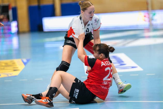 Natsuki Aizawa, Thueringer HC, 23; Nieke Kuehne, HSG Blomberg Lippe, 09 GER; Thueringer HC vs. HSG Blomberg Lippe, Handball, Alsco Women s Handball Bundesliga, 2026–2027 Season, Matchday 5, Sunday, 7:30 p.m., October 7, 2026 GER, Thuringer HC vs. HSG Blomberg Lippe, Handball, Alsco Women’s Handball Bundesliga, 2026–2027 season, Matchday 5, Sunday, 7:30 p.m., October 7, 2026, Bad Langensalza Copyright: xMartinxHerbstx