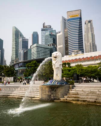 F1 - SINGAPORE GRAND PRIX 2026 Merlion, the official mascot of Singapore, ambiance during the 2026 Formula 1 Singapore Grand Prix, 17th round of the 2026 Formula One World Championship, WM, Weltmeisterschaft from October 9 to 11, 2026 on the Marina Bay Street Circuit, in Singapore, Singapore - SingaporeSingapore  Copyright: xJulienxDelfossex