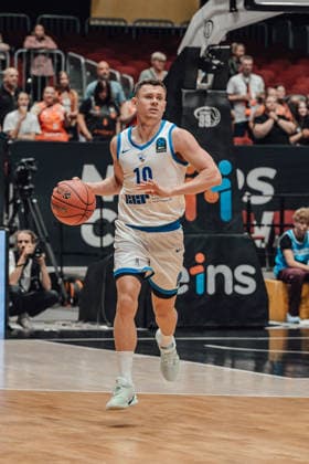 Game Day 2 of the Basketball Eurocup: Niners Chemnitz vs. Klaipedos Neptunas, October 7, 2026, starting at 7:00 p.m., Chemnitz, Chemnitz Arena. Pictured: No. 10 Elvar Fridkriksson. Game Day 2 of the Basketball Eurocup: Niners Chemnitz vs. Klaipedos Neptunas. Chemnitz, Saxony, Germany Copyright: xEHLxMedia MichelxKöhlerx 20262709-Niners-Chemnitz-Klaipeda-Neptunas-007