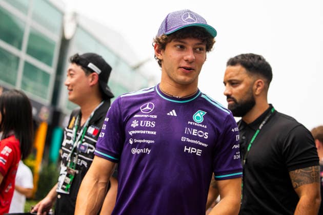 F1 - SINGAPORE GRAND PRIX 2026 KIMI ANTONELLI Andrea (ita), Mercedes AMG F1 Team W16, portrait during the 2026 Formula 1 Singapore Grand Prix, 17th round of the 2026 Formula One World Championship, WM, Weltmeisterschaft from October 9 to 11, 2026 on the Marina Bay Street Circuit, in Singapore, Singapore - SingaporeSingapore  Copyright: xJulienxDelfossex
