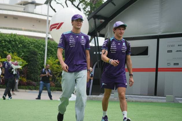 October 8, 2026, Singapore, Singapore: George Russell (GBR) (Mercedes-AMG Petronas F1 Team) and Andrea Kimi Antonelli (ITA) (Mercedes-AMG Petronas F1 Team) in the paddock of the Formula 1 Singapore Grand Prix 2026 at the Marina Bay Street Circuit. Singapore Singapore - ZUMAs197 20261008_aaa_s197_007 Copyright: xLucaxMartinix