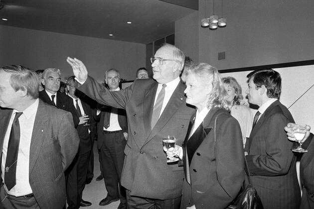 Hannelore und Helmut Kohl (Mitte, GER) auf dem Empfang im Deutschen Reichstag zum Tag der Einheit