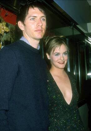 Schauspielerin Alicia Silverstone (USA) mit ihrem Freund Christopher Jarecki (USA) anlässlich der Premiere von - Lovers Labours Lost - in New York  NYP2000060537