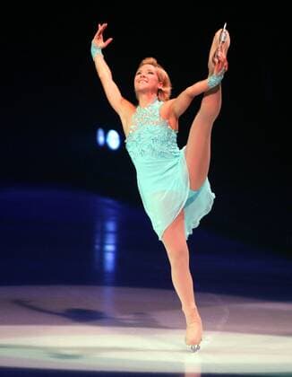Eiskunstläuferin Tanja Szewczenko (GER Schauspielerin) anlässlich der Premiere der Holiday-on-Ice-Show - Elements - in Hamburg