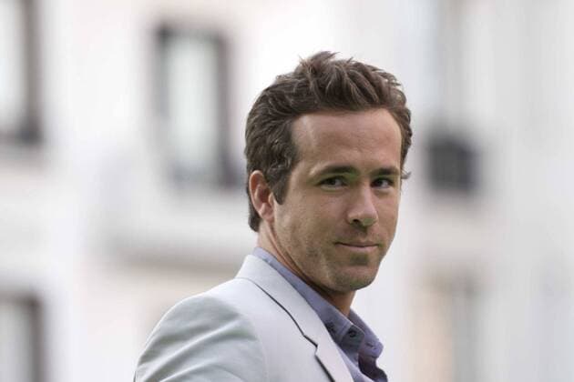 Ryan Reynolds PREMIERE GREEN LANTERN - NO SPANISH SALES Madrid  Marcin PicturePerfect