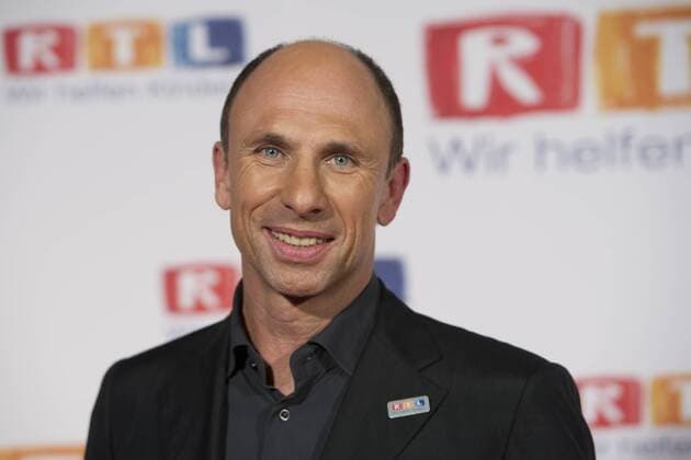 Jörg LÖHR, Jörg Löhr, Motivationstrainer, Portraet, Porträt, Portrait, angeschnittenes Einzelbild, Einzelmotiv, RTL Spendenmarathon Wir helfen Kindern , Fernsehen, 22.11.2012. Â