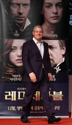 (121126) -- SEOUL, Nov. 26, 2012 (Xinhua) -- Producer Cameron Mackintosh attends a press conference to promote new film Les Miserables in Seoul, South Korea, on Nov. 26, 2012. The film will be released in December in South Korea. (Xinhua Park Jin-hee) SOUTH KOREA-SEOUL-US FILM-LES MISERABLES 