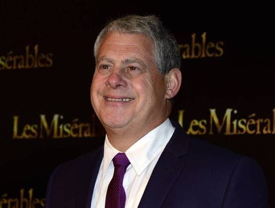 Cameron Mackintosh CINEMA : Avant premiere du film les Miserables - Paris - 06 02 2013 FedericoPestellini Panoramic 