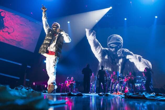 Rapper Marlon B von der deutschen Band Söhne Mannheims live bei Energy Stars For Free im Hallenstadion Zürich, Schweiz, Europa iblguo02452249.jpg