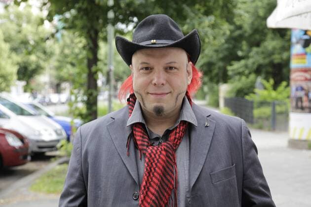 Berlin, Kreuzberg, Piratenpartei lädt zu großem dezentralen Wahlkampfauftakt in drei Großstädten ein. Die 16 Bundestagskandidaten auf Listenplatz 1 stellen sich vor. Foto: Bruno Kramm für Bayern