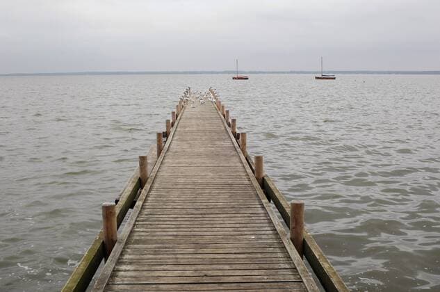 Steinhude am Meer, Niedersachsen, GER - Leerer Bootsanleger