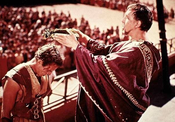 Charlton Heston, Frank Thring Von Pontius Pilatus (Frank Thring,r) wird Ben Hur (Charlton Heston,l) als Sieger des Streitwagenrennens geehrt. 1959 UnitedArchives01192957