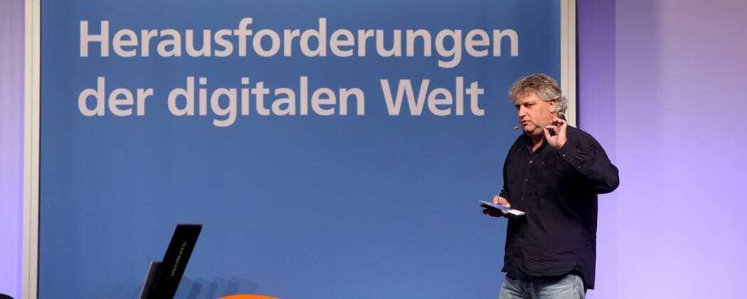 08.05.2014 Oberhausen Tobias Groten Vorstandsvorsitzender der Tobit AG spricht auf einer Veranstaltung