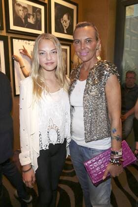 Cheyenne Savannah Ochsenknecht und Natascha Ochsenknecht beim Produktlaunch der Designkooperation mit Guido Maria Kretschmer und S.T.Dupont im Rahmen der Berlin Fashion Week Spring Summer 2015 in der Catwalk Bar. Berlin, 08.07.2014 xS.xGabschx xFuturexImage