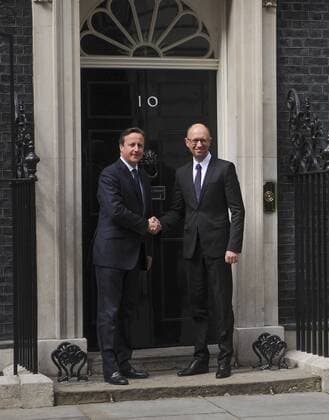 Prime Minister of Ukraine Arsenii Yatseniuk and British Prime Minister David Cameron meet in Britain on July 15, 2015.  Copyright: 414931