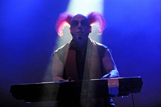 Amphi Festival 2015. Keyboarder Bruno Kramm ( Das Ich ) während eines Konzertes am 26.07.2015 im Rahmen des Amphi Festivals 2015 in der Lanxess-Arena Köln.