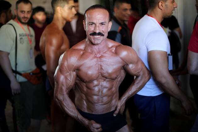 Bilder des Tages October 28, 2016 - Gaza City, Gaza Strip, Palestinian Territory - A Palestinian man competes in a local bodybuilding competition in Gaza city on October 28, 2016 Gaza City Palestinian Territory - ZUMAap3_ 20161028_zaf_ap3_015
