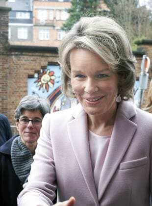 King Philippe - Filip of Belgium and Queen Mathilde of Belgium pictured during a Royal visit to non-profit vzw Buurtwerk Chambery asbl Buurtwerk Chambery, on Thursday 22 December 2016, in Etterbeek, Brussels. Â