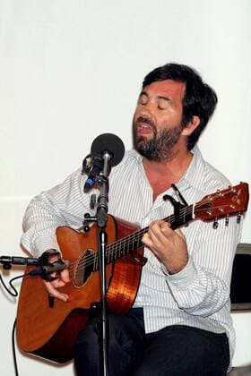 Aug. 16, 2006 - New York, New York, U.S. - K49323ML.Barnes & Noble Ã’Upstairs at the SquareO with Singer Songwriter Duncan Sheik, Author Dennis Lehane and Others. 2006.Duncan Sheik - ZUMAle1_ 20060816_gaf_le1_014