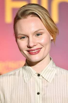 Rosalie THOMASS (Schauspielerin), Einzelbild,angeschnittenes Einzelmotiv,Portraet,Portrait,Porträt, Bayerischer Filmpreis 2017-Red Carpet,Roter Teppich,am 20.01.2017 im Prinzregententheater in Muenchen.