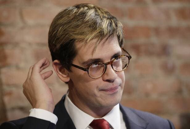 Breitbart tech editor Milo Yiannopoulos announces his resignation when he speaks during a news conference in New York City on February 21, 2017. Yiannopoulos resigned after a firestorm over his comments in which he appeared to condone pedophilia.  NYP20170221101 JOHNxANGELILLO