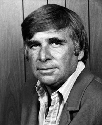 Publicity photo of Gene Roddenberry, circa 1974 Cinema Publishers Collection - No Release - For Editorial Use Only. Hollywood CA USA  Copyright: xHAx 32733_475THA