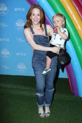 August 10, 2017 - Los Angeles, CA, USA - LOS ANGELES - AUG 10: Amy Davidson, Lennox Sawyer Lockwood at the True and the Rainbow Kingdom Series LA Premiere at the Pacific Theater At The Grove on August 10, 2017 in Los Angeles, CA Los Angeles USA - ZUMAb170 20170810_zap_b170_005 Copyright: xKayxBlakex