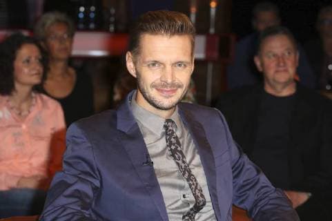 Florian Schroeder at the Recording the NDR Talk Show in Studio Lokstedt Hamburg 03 11 2017 Foto:xH.xHartmannx xFuturexImage