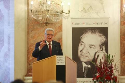 Gauck honored with Carlo Schmid Preis Mannheim 03 02 18 Castle old President Joachim Gauck 78 is been awarded Middle Carlo Schmid Foundation in Mannheim the SPD Gauck will honored as a bridge-builder between East and West in Germany and Europe the