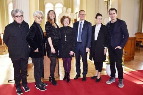 Chema Prado Ryuichi Sakamoto Cecile de France Stephanie Zacharek Michael Müller Adele Romanski and Tom Tykwer at the jury of the 68 Berlin International Film Festival in the guest book of Berlin in the Red City Hall Berlin 23 02 2018 Foto:xN.xKubelkax xFuturexImage