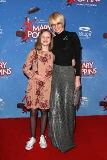 Susanne Atwell and her daughter Ava at the Mary Poppins Musical Premiere on 25 02 2018 in Hamburg Mary Poppins Musical Premiere in Hamburg 2018