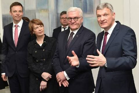 The President of the Federal Republic of Germany Frank Walter Steinmeier and his wife Elke Büdenbender visit the Saarland on Tuesday 06 03 2018 Here the visit of the Saarland Parliament Picture v l Prime Minister Tobias Hans Wife Elke Büdenbender Federal President Frank Walter Steinmeier and Landtag President Stephan Toscani bub