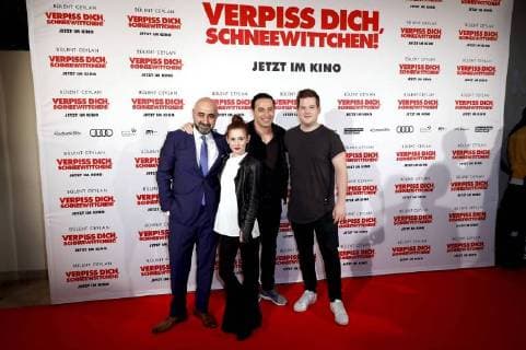 Özgür Karadeniz Josefine Preuß Bülent Ceylan and Chris Tall at the premiere of the movie Verpiss Dich Schneewittchen at the Cineplex Cinema Cologne 28 03 2018 Foto:xC.xHardtx xFuturexImage