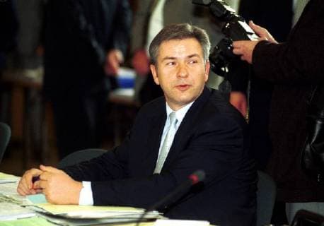 Klaus Wowereit, mayor of Berlin, will take part in the Minister Presidents Conference in Saarbrucken on Thursday, October 25, 2001