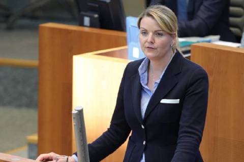 Christina Schulze Föcking Minister for the Environment and Agriculture of the State of North Rhine Westphalia Politician CDU at the lectern 25 Plenary session Landtag Nordrhein Westfalen Dusseldorf 26 04 18 Düsseldorf NRW Germany Landtag Nordrhein Westfalen Copyright: xcdnx