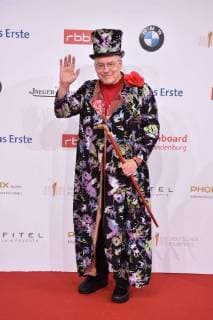 Rosa von Praunheim on arrival for the award German Film Award 2018 on 27 04 2018 in Berlin German Film Award 2018 in Berlin Arrival Red carpet
