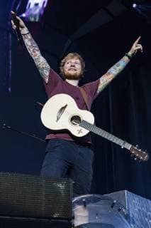 BRD 2018 07 30 MUSIC PORTRAIT CONCERT THE MUSICIAN ED SHEERAN AT ITS APPOINTMENT IN THE OLYMPIAPARK MUENCHEN FULLY FILLED