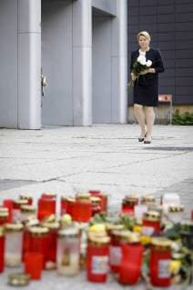 Federal Minister of Family Affairs Franziska Giffey SPD drops flowers at the crime scene Central Station 31 08 2018 Chemnitz Chemnitz Germany Copyright: xIngaxKjerx
